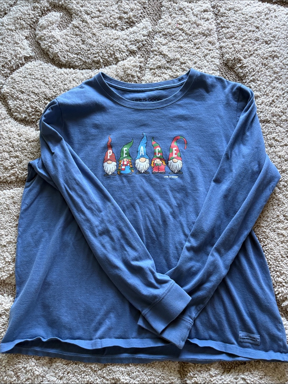 Life is good LS gnome Christmas Peace crusher T shirt women XL